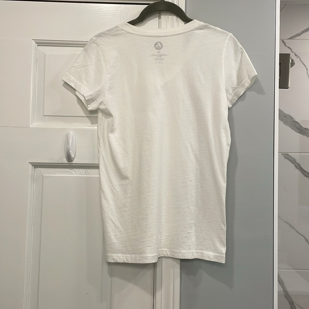 American Giant White Short Sleeve V-Neck Tee Size XS - Picture 2 of 3